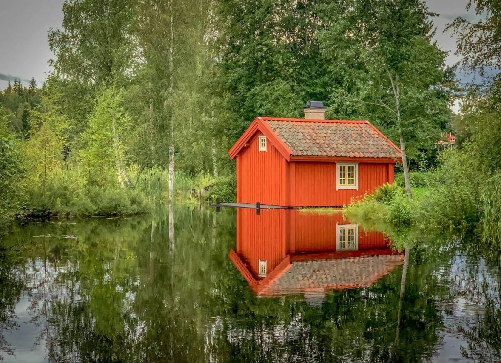 What Is a Retreat Center: 7 Proven Ways to Avoid Costly Vacation Rental Mistakes